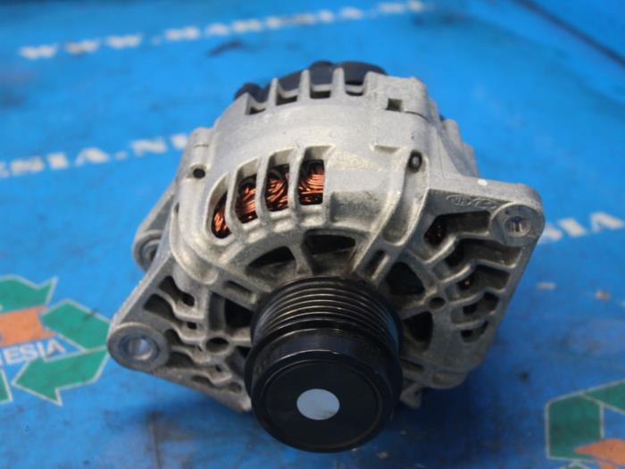 Gebrauchte Dynamo Hyundai iX20 (JC) Preis € 31,50 Margenregelung angeboten von Maresia Auto Recycling B.V.