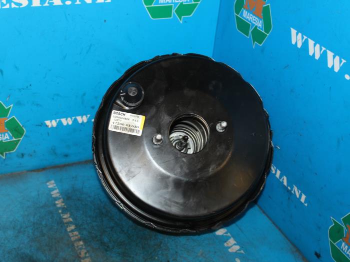 Begagnade Bromsservo Toyota Corolla Verso (E12) 1.8 16V VVT-i Pris € 105,00 Marginaltabell erbjuds av Maresia Auto Recycling B.V.