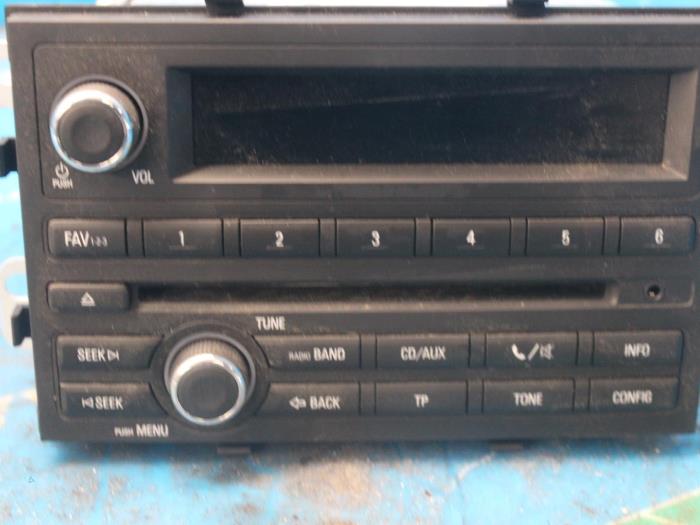 Radio CD player Chevrolet Aveo 1.2 16V 95494095