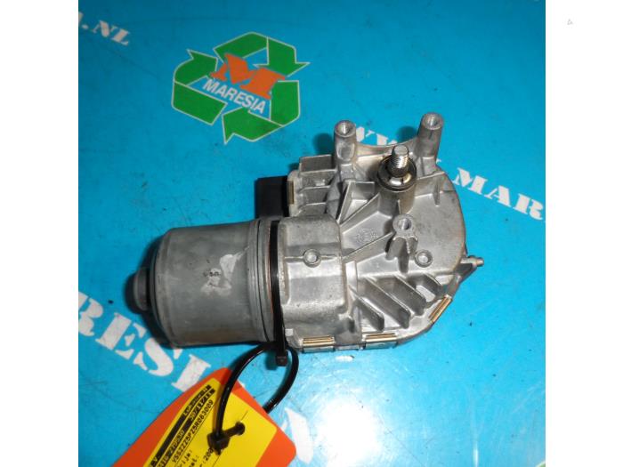 Front wiper motors with part number 0390241759 stock