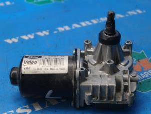 Used Front wiper motor Ford B-Max (JK8) 1.6 TDCi 95 Price € 63,00 Margin scheme offered by Maresia Auto Recycling B.V.