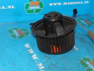 Usados Motor de ventilador de calefactor Seat Arosa (6H1) 1.4 MPi Precio € 26,25 Norma de margen ofrecido por Maresia Auto Recycling B.V.