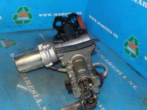 Used Steering column housing Opel Corsa C (F08/68) 1.3 CDTi 16V Price € 157,50 Margin scheme offered by Maresia Auto Recycling B.V.
