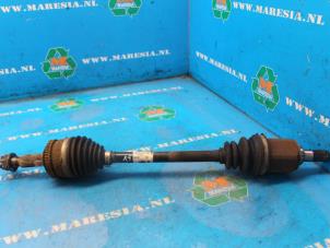 Used Front drive shaft, left Kia Cee'd (EDB5) 1.6 CVVT 16V Price € 52,50 Margin scheme offered by Maresia Auto Recycling B.V.