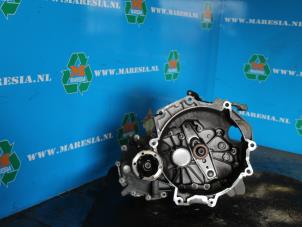 Used Gearbox Volkswagen Fox (5Z) 1.2 Price € 367,50 Margin scheme offered by Maresia Auto Recycling B.V.