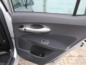 Used Rear door window mechanism 4-door, right Toyota Auris (E15) 1.8 16V HSD Full Hybrid Price € 78,75 Margin scheme offered by Maresia Auto Recycling B.V.