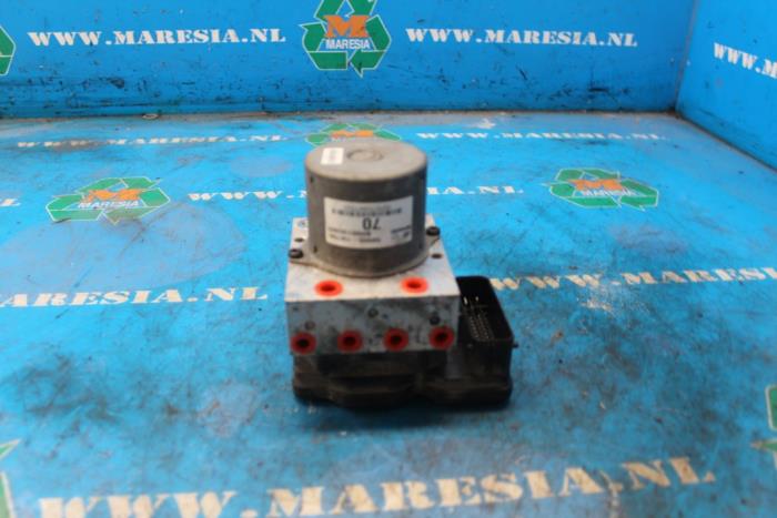 Gebrauchte ABS Pumpe Kia Rio III (UB) 1.4 CVVT 16V Preis € 105,00 Margenregelung angeboten von Maresia Auto Recycling B.V.