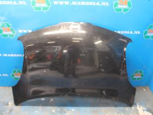 Używane Maska Nissan Micra (K12) 1.4 16V Cena € 94,50 Procedura marży oferowane przez Maresia Auto Recycling B.V.