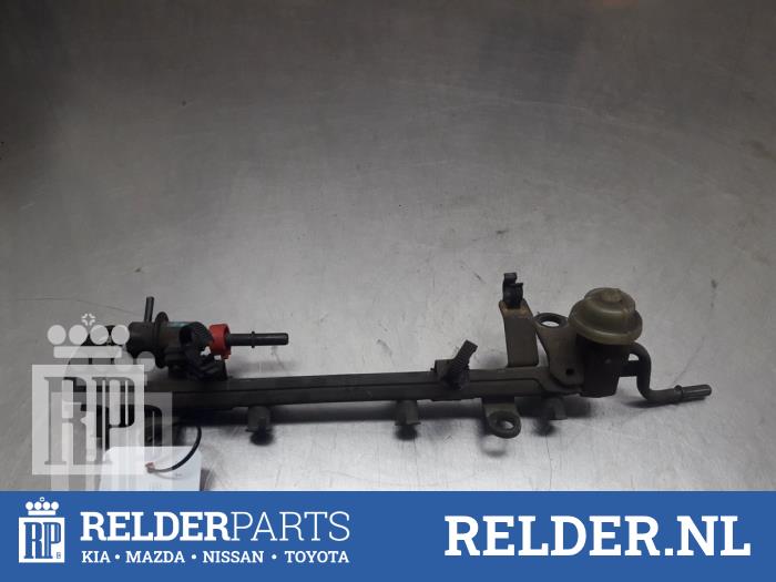 Usagé Système d'injection Mazda 323 Fastbreak (BJ14) 2.0 16V Prix € 45,00 Règlement à la marge proposé par Relder Parts B.V.
