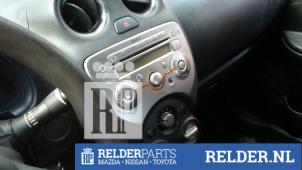 Usagé Radio/Lecteur CD Nissan Micra (K13) 1.2 12V Prix € 90,00 Règlement à la marge proposé par Relder Parts B.V.