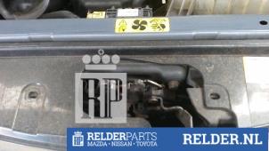 Usagé Mécanique de verrouillage capot Nissan Note (E11) 1.5 dCi 68 Prix € 15,00 Règlement à la marge proposé par Relder Parts B.V.