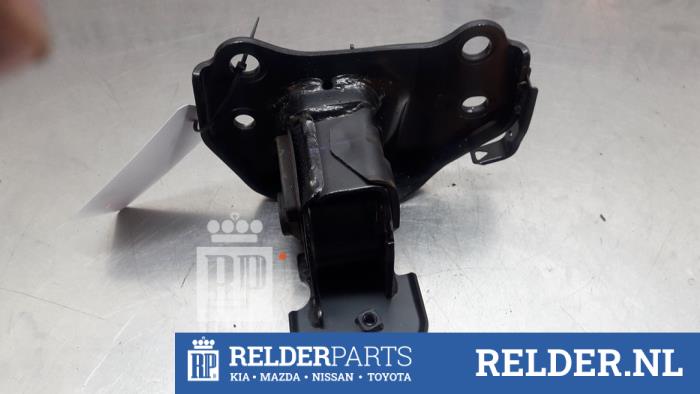 Used Engine mount Toyota RAV4 (A4) 2.5 Hybrid 16V VVT-i 4x2 Price € 45,00 Margin scheme offered by Relder Parts B.V.