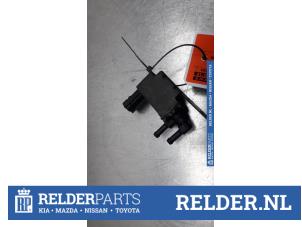 Usagé Soupape vide Mazda Premacy 1.8 16V Exclusive HP Prix € 32,00 Règlement à la marge proposé par Relder Parts B.V.