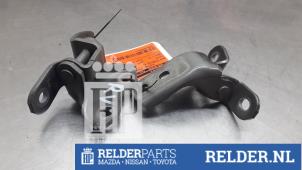 Used Front door hinge, right Toyota Yaris III (P13) 1.33 16V Dual VVT-I Price € 23,00 Margin scheme offered by Relder Parts B.V.