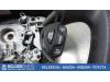 Steering wheel from a Nissan Primera (P12) 2.0 16V 2003