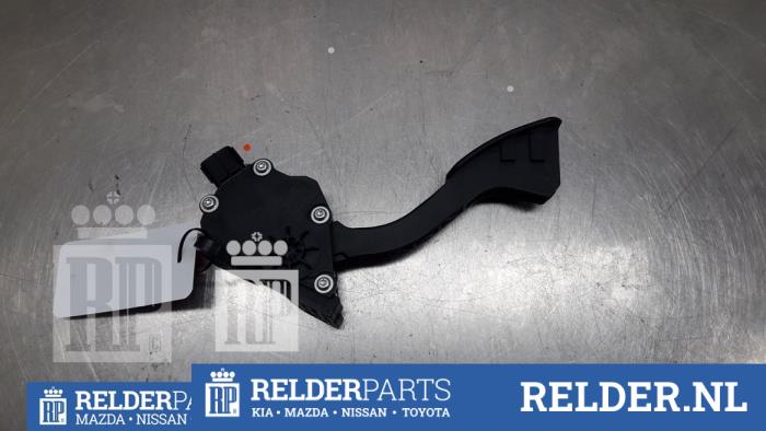 Begagnade Gaspedalsensor Toyota Prius Plus (ZVW4) 1.8 16V Pris € 45,00 Marginaltabell erbjuds av Relder Parts B.V.