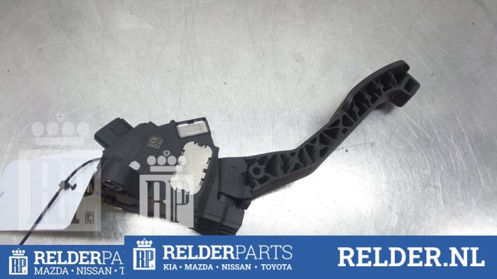 Begagnade Gaspedalsensor Toyota Yaris II (P9) 1.0 12V VVT-i Pris € 54,00 Marginaltabell erbjuds av Relder Parts B.V.