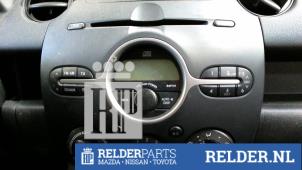 Gebrauchte Radio CD Spieler Mazda 2 (DE) 1.4 CDVi 16V Preis € 75,00 Margenregelung angeboten von Relder Parts B.V.