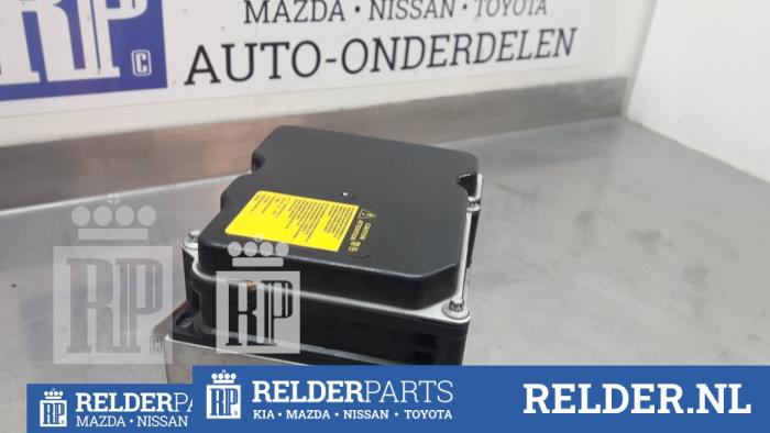 Usagé Ordinateur ABS Toyota Avensis (T27) 2.0 16V D-4D-F Prix € 90,00 Règlement à la marge proposé par Relder Parts B.V.