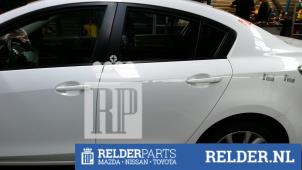 Gebrauchte Tür 4-türig links hinten Mazda 3 (BL12/BLA2/BLB2) 2.0i MZR DISI 16V Preis € 175,00 Margenregelung angeboten von Relder Parts B.V.