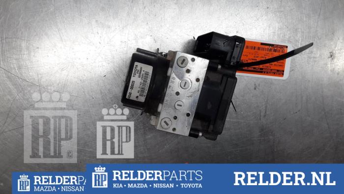 Used ABS Computer Toyota Yaris III (P13) 1.33 16V Dual VVT-I Price € 75,00 Margin scheme offered by Relder Parts B.V.