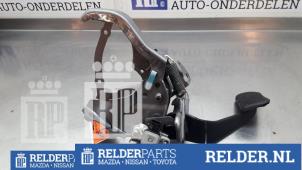 Usagé Pédale de frein Toyota RAV4 (A4) 2.5 Hybrid 16V VVT-i 4x4 Prix € 45,00 Règlement à la marge proposé par Relder Parts B.V.