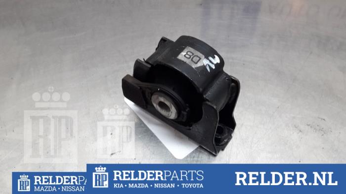 Used Engine mount Toyota RAV4 (A4) 2.5 Hybrid 16V VVT-i 4x4 Price € 45,00 Margin scheme offered by Relder Parts B.V.