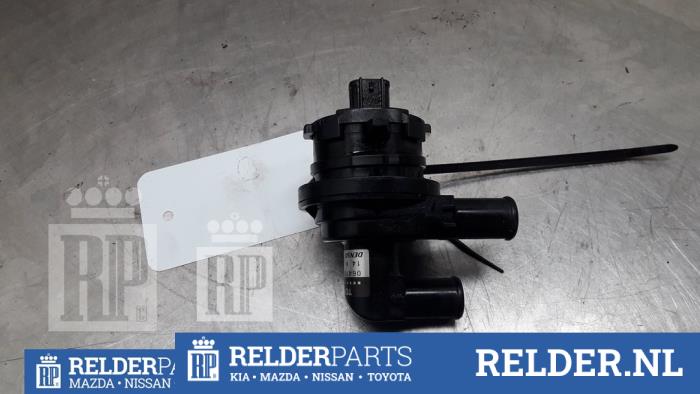 Begagnade Vattenpump Toyota RAV4 (A4) 2.5 Hybrid 16V VVT-i 4x4 Pris € 45,00 Marginaltabell erbjuds av Relder Parts B.V.