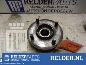 Used Rear hub Nissan Almera (N16) 2.2 Di 16V Price € 23,00 Margin scheme offered by Relder Parts B.V.