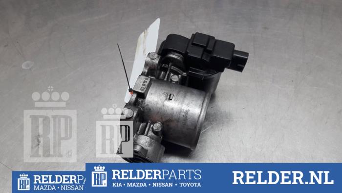 Gebrauchte Drosselklappengehäuse Toyota Avensis (T25/B1D) 2.0 16V D-4D-F Preis € 40,00 Margenregelung angeboten von Relder Parts B.V.