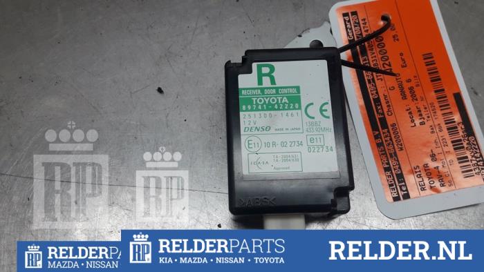 Begagnade Relä Toyota RAV4 (A3) 2.2 D-CAT 16V 4x4 Pris € 23,00 Marginaltabell erbjuds av Relder Parts B.V.