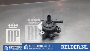 Used Water pump Toyota Auris Touring Sports (E18) 1.8 16V Hybrid Price € 100,00 Margin scheme offered by Relder Parts B.V.