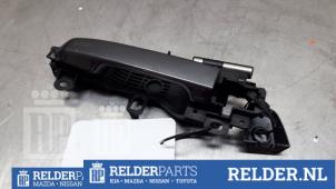 Gebrauchte Türgriff 4-türig links vorne Toyota C-HR (X1,X5) 1.2 16V Turbo Preis € 45,00 Margenregelung angeboten von Relder Parts B.V.