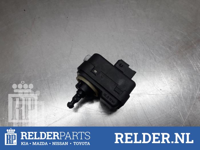 Używane Silnik reflektora Toyota RAV4 (A3) 2.0 16V Valvematic 4x2 Cena € 23,00 Procedura marży oferowane przez Relder Parts B.V.