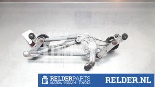 Usagé Mécanique essuie-glace Nissan Note (E12) 1.2 68 Prix € 40,00 Règlement à la marge proposé par Relder Parts B.V.