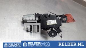 Usagé Moteur essuie-glace arrière Mazda 3 Sport (BK14) 1.6i 16V Prix € 45,00 Règlement à la marge proposé par Relder Parts B.V.