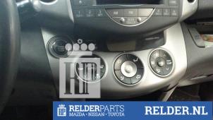 Gebrauchte Heizung Bedienpaneel Toyota RAV4 (A3) 2.2 D-CAT 16V 4x4 Preis € 68,00 Margenregelung angeboten von Relder Parts B.V.