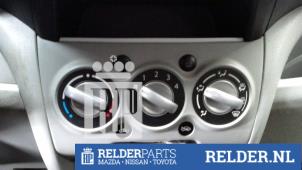 Usagé Panneau de commandes chauffage Nissan Pixo (D31S) 1.0 12V Prix € 30,00 Règlement à la marge proposé par Relder Parts B.V.