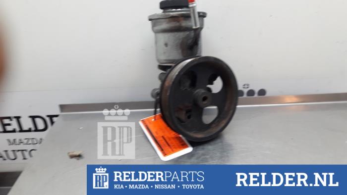 Usagé Pompe direction assistée Toyota Avensis Wagon (T25/B1E) 2.2 D-4D 16V Prix € 45,00 Règlement à la marge proposé par Relder Parts B.V.