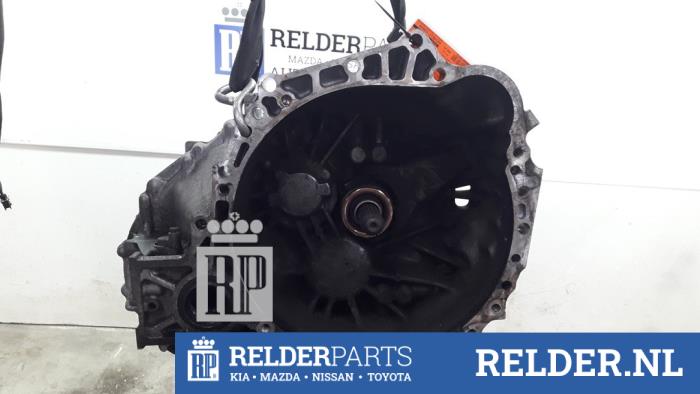 Usagé Boîte de vitesse Toyota Avensis Wagon (T25/B1E) 2.2 D-4D 16V Prix € 350,00 Règlement à la marge proposé par Relder Parts B.V.