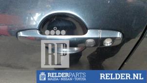 Gebrauchte Türgriff 4-türig links vorne Toyota RAV4 (A3) 2.2 D-4D-F 16V 4x4 Preis € 35,00 Margenregelung angeboten von Relder Parts B.V.