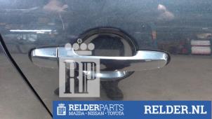 Gebrauchte Türgriff 4-türig rechts vorne Toyota RAV4 (A3) 2.2 D-4D-F 16V 4x4 Preis € 35,00 Margenregelung angeboten von Relder Parts B.V.