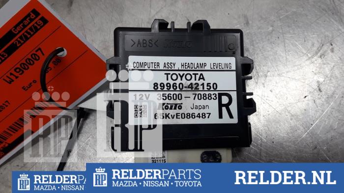 Ordinateur éclairage d'un Toyota RAV4 (A4) 2.5 Hybrid 16V VVT-i 4x4 2017