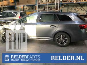 Used Dual mass flywheel Toyota Avensis Wagon (T27) 1.6 16V D-4D Price € 275,00 Margin scheme offered by Relder Parts B.V.