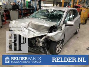 Gebrauchte Sicherheitsgurt Schließe links vorne Toyota Auris (E18) 1.6 Dual VVT-i 16V Preis € 25,00 Margenregelung angeboten von Relder Parts B.V.