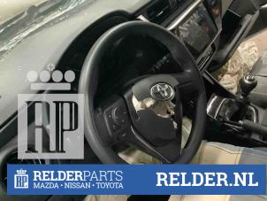 Used Steering wheel Toyota Auris (E18) 1.6 Dual VVT-i 16V Price € 75,00 Margin scheme offered by Relder Parts B.V.