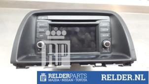 Usagé Radio/Lecteur CD Mazda CX-5 (KE,GH) 2.0 SkyActiv-G 160 16V 4WD Prix € 350,00 Règlement à la marge proposé par Relder Parts B.V.
