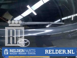 Used Rear wiper arm Toyota Avensis Wagon (T25/B1E) 2.0 16V VVT-i D4 Price € 25,00 Margin scheme offered by Relder Parts B.V.