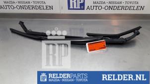 Used Front wiper arm Toyota Auris (E18) 1.6 Dual VVT-i 16V Price € 40,00 Margin scheme offered by Relder Parts B.V.