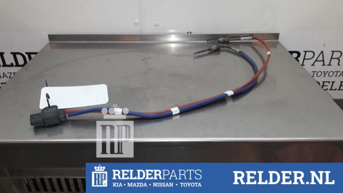 Używane Czujnik temperatury spalin Nissan Qashqai (J11) 1.3 DIG-T 160 16V Cena € 70,00 Procedura marży oferowane przez Relder Parts B.V.